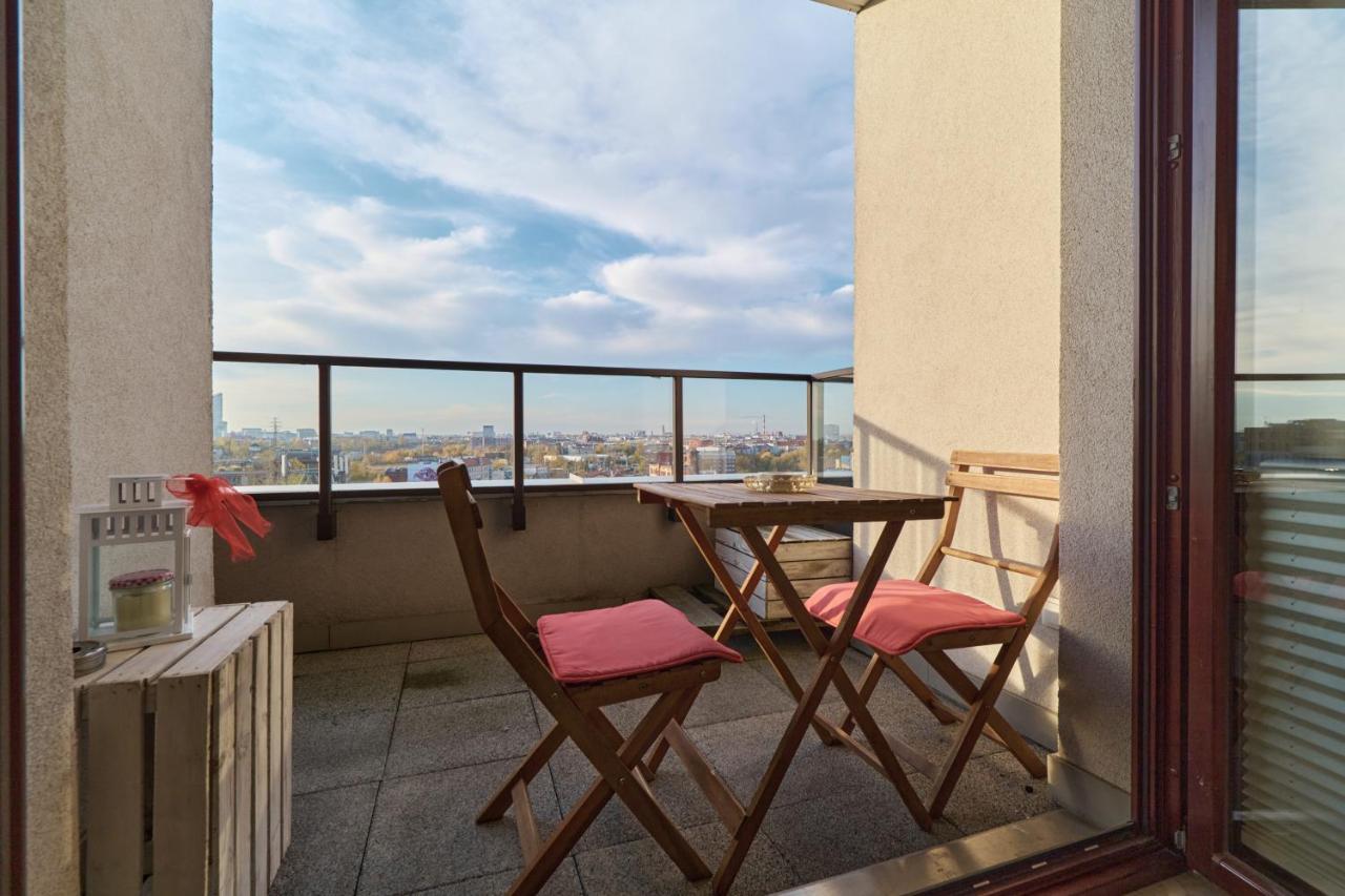 Apartment Wroclaw Krakowska With Balcony And Free Garage By Noclegi Renters エクステリア 写真